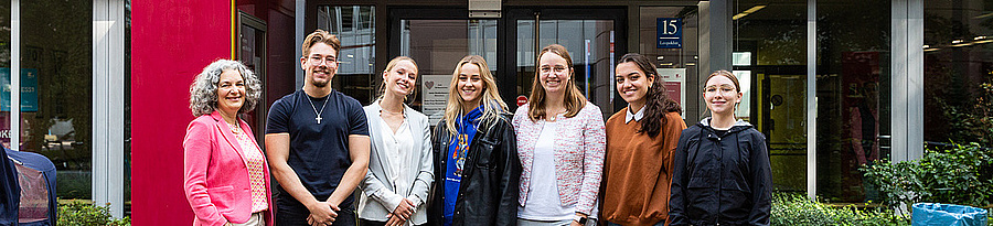 Auszubildende 2022 Azubis und Mitarbeiterinnen des Studentenwerks München 2022