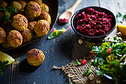 Falafels et crème de betteraves