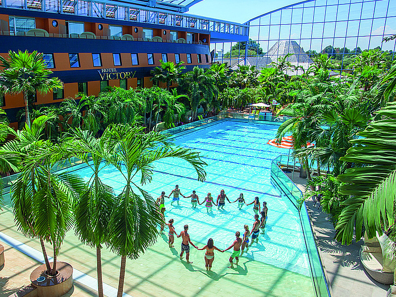 Therme Erding - Rutschenwelt: Studierendenwerk München Oberbayern