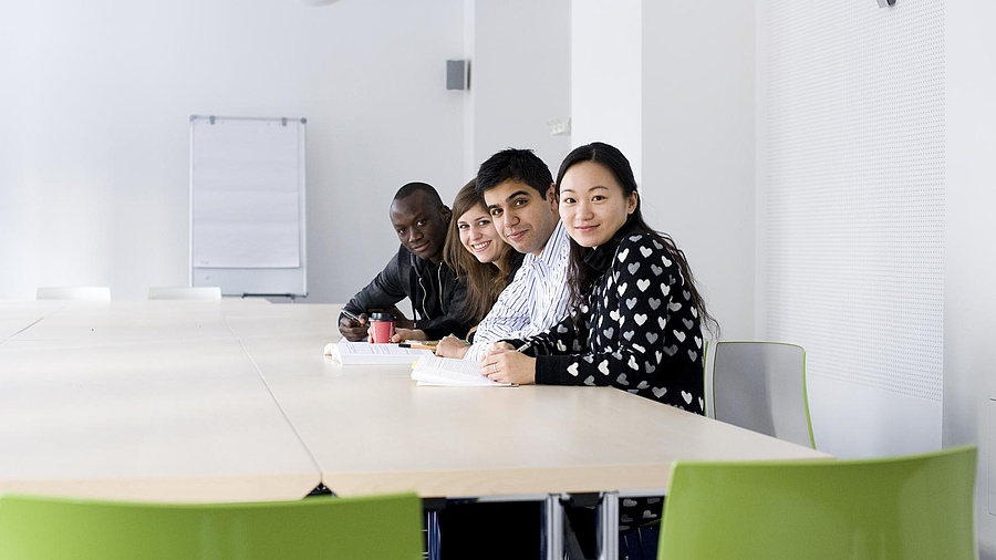 Vorderansicht, Studentin, studierende, student, gruppe, International, lernen, Daniel Delang
