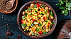 Couscous mit Rosinen, Kichererbsen, Minse und Mandelkernen